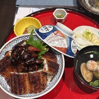 炭焼 うな富士 有楽町店 - 