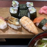 鳴門寿し - にぎりと巻き