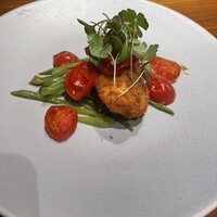 ERUTAN RESTAURANT BAR - 