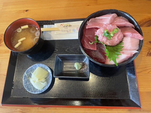 まぐろ屋 明神丸（マグロヤ ミョウジンマル） - 女川（海鮮丼）の写真