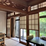 蕎麦処 川崎 - 落ち着いた雰囲気