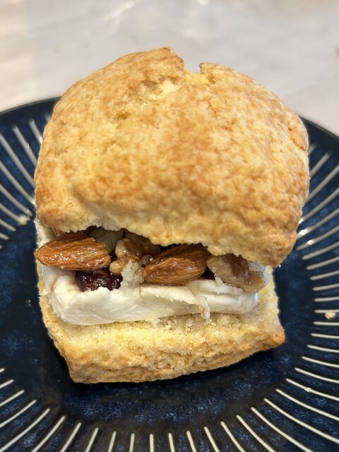 milky mikari（ミルキーミカリ） - 東釧路（ベーグル）