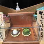 たねや 阪神百貨店 - 生どら焼き　抹茶限定