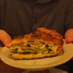 わかば堂 - コースに入ってませんが、キッシュです