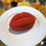 六感チョコレート - くちびる890円