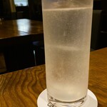 カーヴ - ジンソーダ※ライムを絞って