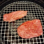焼肉 さんすい苑 - 10秒ロース