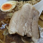 屋台風食堂24番 - 昔ながらの中華そば800円