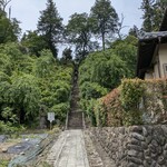 屋台風食堂24番 - 外観