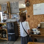 屋台風食堂24番 - 店内