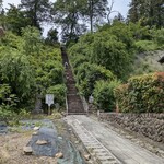 屋台風食堂24番 - 外観