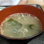 屋台風食堂24番 - わらじカツ丼900円