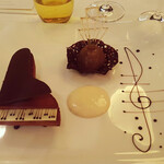 Restaurant La Pyramide - 