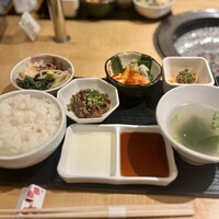 焼肉トラジ 大阪ヒルトンプラザ ウエスト店 - 