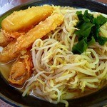 牧のうどん - ごぼう天うどんにモヤシをトッピング
