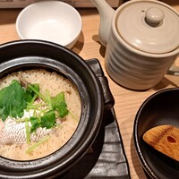魚菜由良 鼎 - 鯛めし