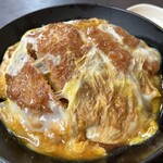 資さんうどん - カツとじ丼アップです。