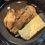 むさしや - 鶏肉と玉子焼き