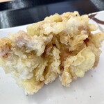 こだわり麺や - サイズ小さめで油感強め、
朝うどんのお供には重い印象。