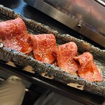 焼肉 うし満 - 