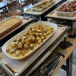 レストラン ヴァロリス - 豚肩ロースとジャガイモのクリームとマスタード風味