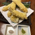 うなぎ割烹山田 - ヤングコーンと太刀魚の天ぷら700円