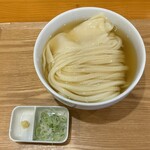手打ちうどん 上を向いて - 