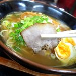 Denden Ramen - チャーシューは小さめですが、５枚入ってます♪