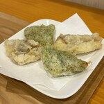 手打ちうどん 上を向いて - 