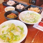 昭和ホルモン亭 - 料理写真:
