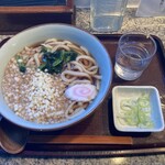 手打うどん ごんべえ - たぬきうどん