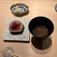 鮨 由う - 