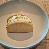 THE GATEHOUSE -  THE GATEHOUSE -