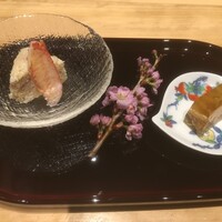 江戸前 鮨 服部 - 