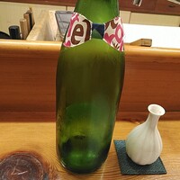 赤坂とゝや魚新 - 洒落衛門　次の2品はこれ。まさに水のようなお酒でした。