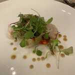 エピセ - アンティチョークと炙ったホタテとイベリコ豚