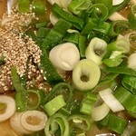 ら～めん山家 - ネギうまそう