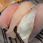 廻し鮨 新鮮や - 活魚三昧