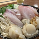 かしわ荘 - 料理写真:海鮮鍋