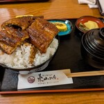 炭火焼うなぎ 東山物産 - 