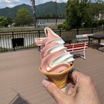 よってかっしゃい屋 - 