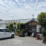 丸ふく - 店舗入り口
