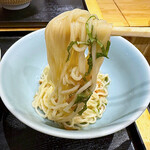 超純水採麺 天国屋 - まずは良く混ぜて、いただきます