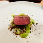 cenci - キャベツ親芋羊醤油粕 花山葵(石田めん羊牧場より。ソースはミツル醤油の搾った後の大豆を使っています。キャベツは発酵させています。)