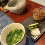 鶏料理・焼きとり　纜 - 焼きおにぎり と 鶏スープ The コラーゲン…