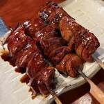 鶏料理・焼きとり　纜 - 肝 いわゆるレバー。照り！