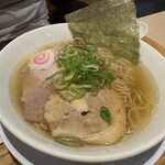 らぁ麺 ほたる - 魚介薫る貝ダシ汐らぁ麺