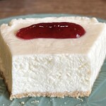 カフェ シエスタ - レアチーズケーキ、断面！
