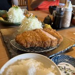 とんかつみつくら - 料理写真: