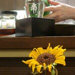 桶家乃隠居 - 南の何か